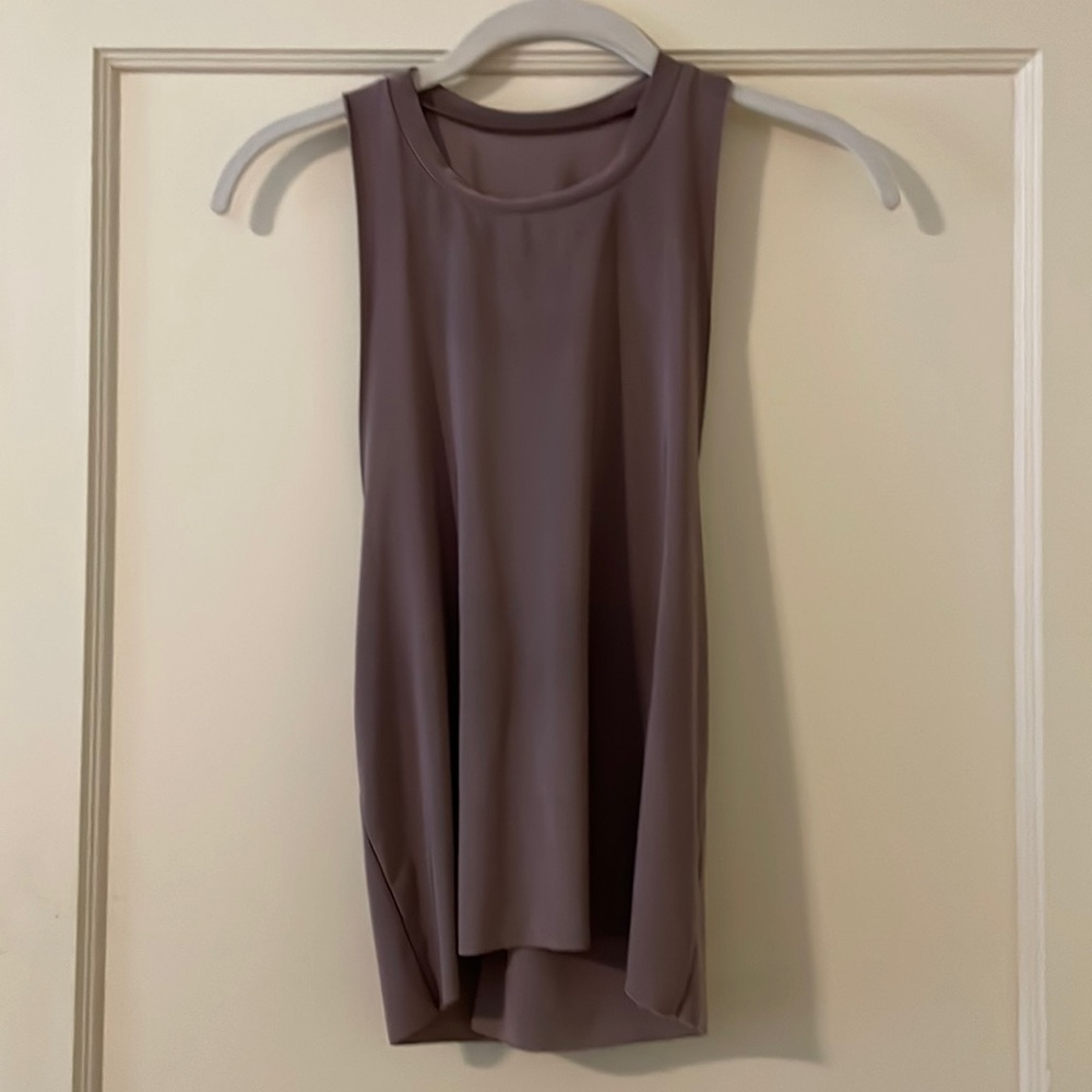 Onzie twist back yoga top